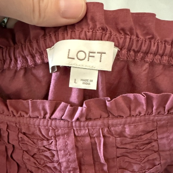 LOFT Women's Pink Smocked Top size L - Picture 2 of 5